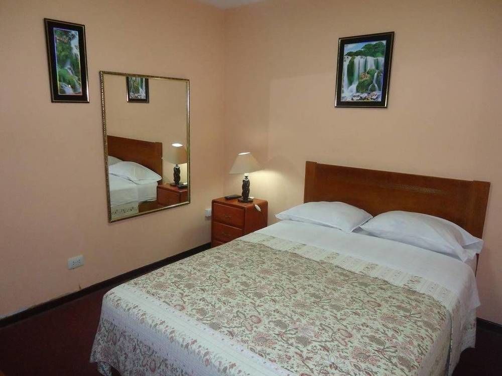 Hotel Excalibur Lima