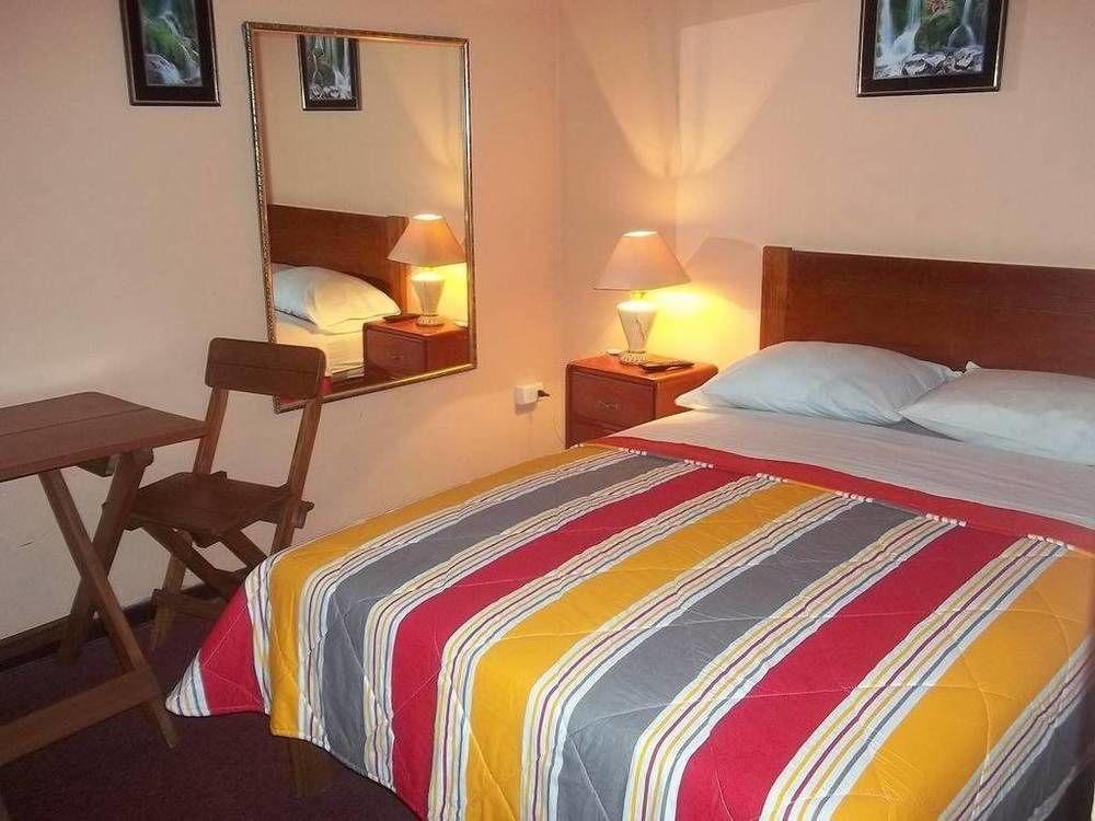 Excalibur Hotel 2*
